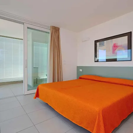 Apartment In Lignano 21701
