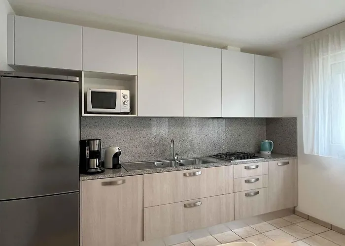 Apartment In Lignano 21701