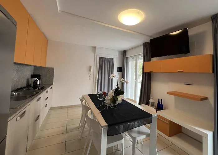 Apartment In Lignano 21701
