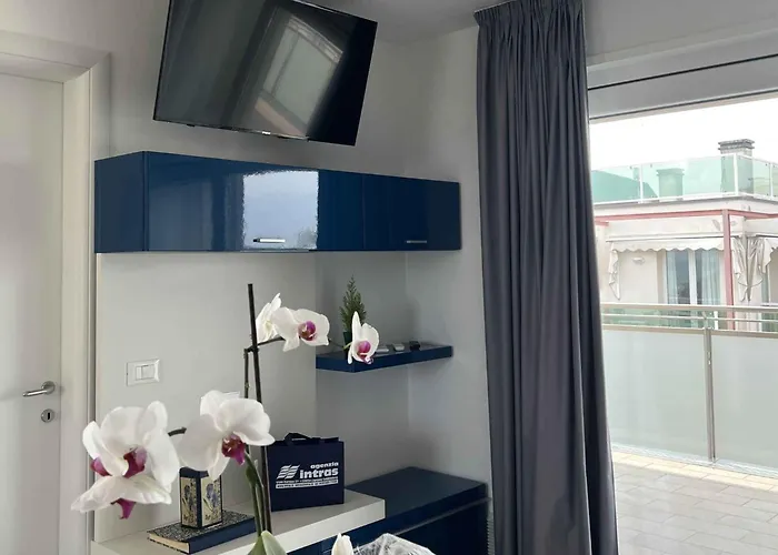 Apartment In Lignano 21701