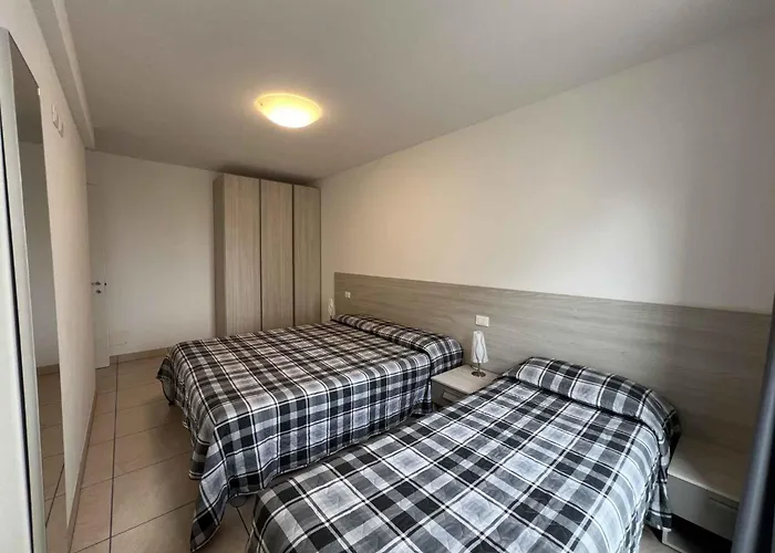 Apartment In Lignano 21701